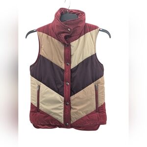 Patagonia Women's Reversible Insulated Puffer Vest